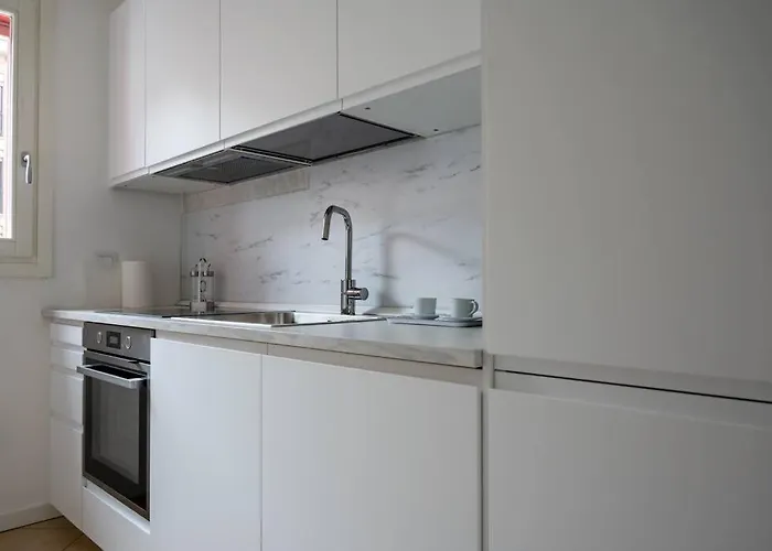Luminoso Trilocale Affori Centro Apartment Milan